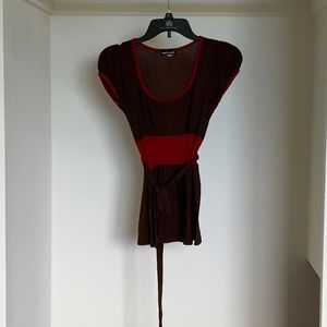 Wet Seal short sleeved top